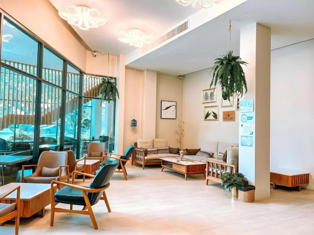 Eco Cozy Beachfront Resort Chaam Hua Hin Exterior photo