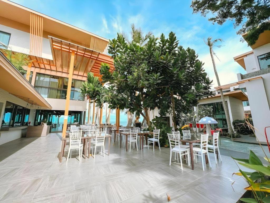 Eco Cozy Beachfront Resort Chaam Hua Hin Exterior photo